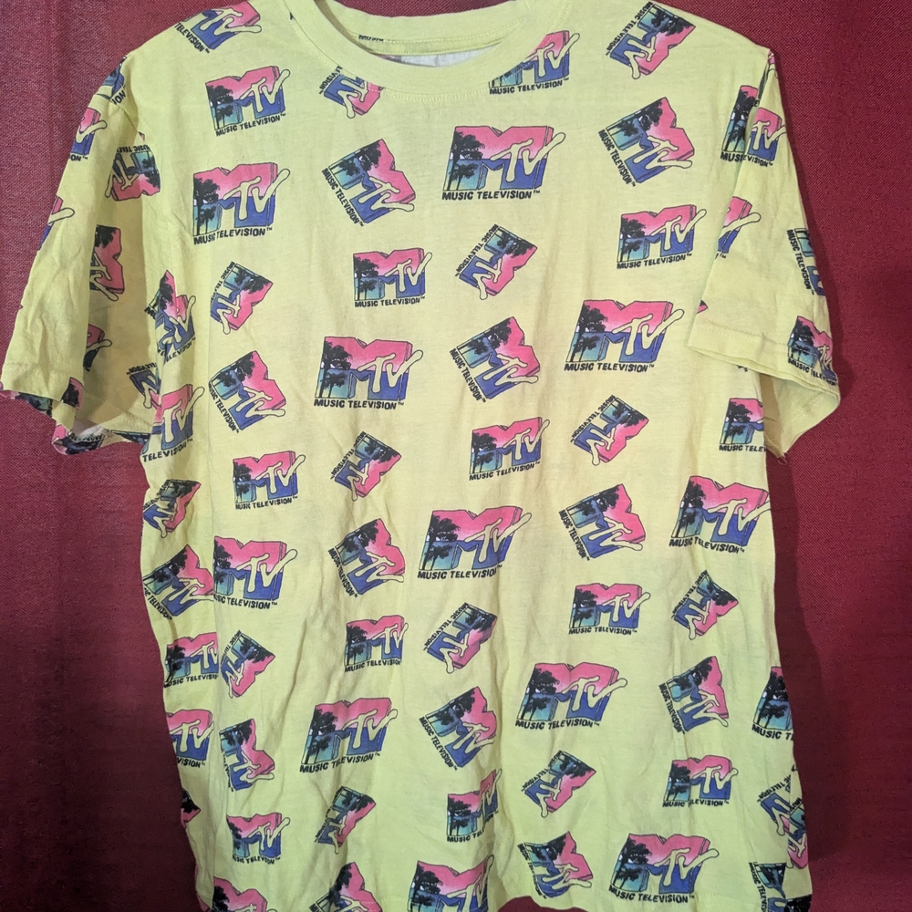 MTV Graphic Tee in Yellow and Pink